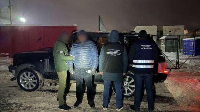 Двоє львів’ян збиралися переправити за кордон чоловіків призовного віку (ВІДЕО)