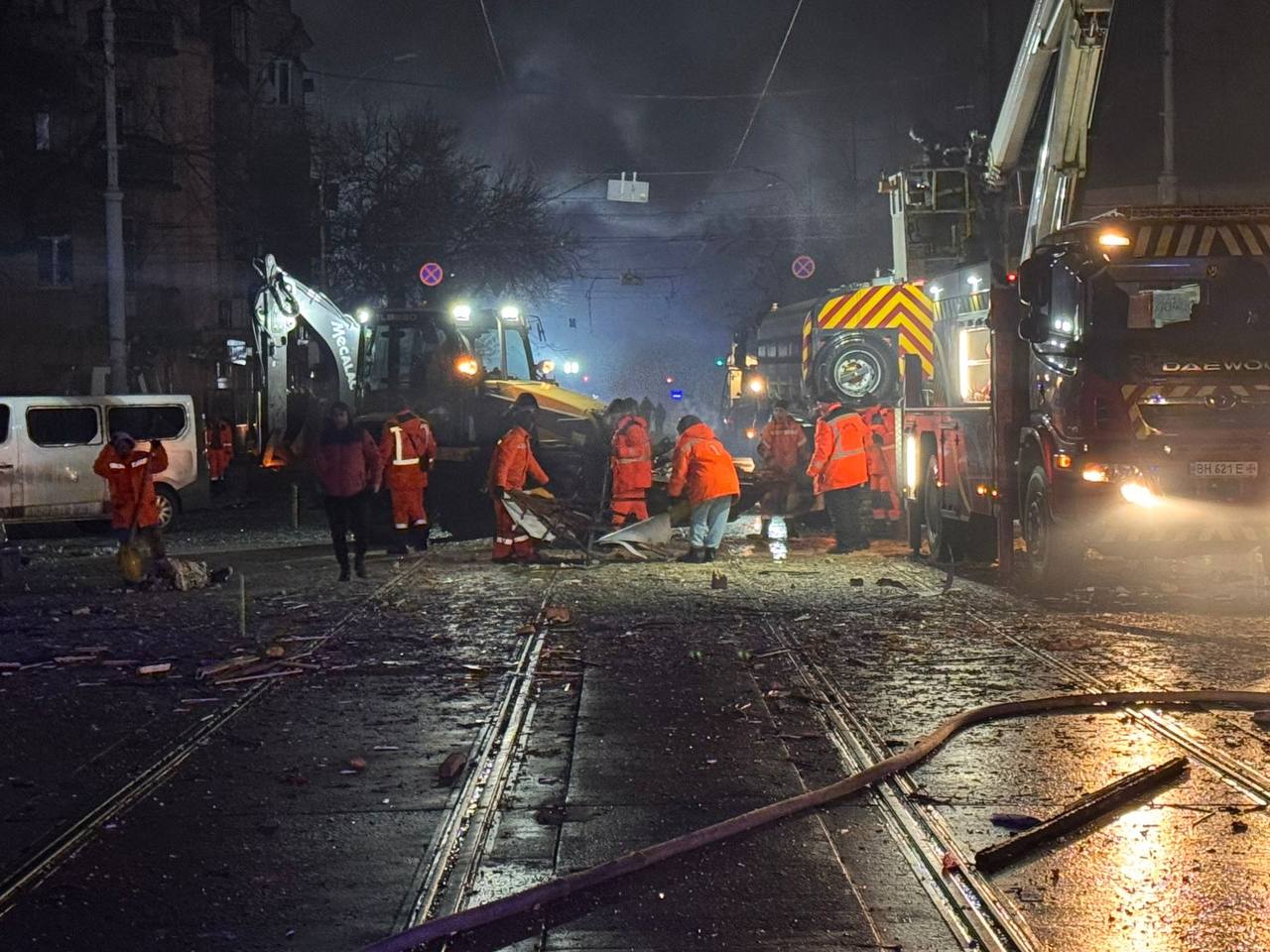 росія продовжує атаковати цивільне населення росія продовжує атаковати цивільне населення