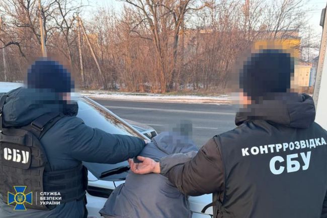 СБУ та Нацполіція затримали агентів фсб, які займалися підпалами у Кропивницькому та Чернівцях