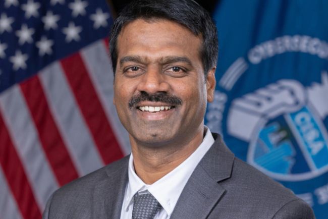 Тимчасовий керівник кіберслужби США Мадху Готтумуккала завантажив службові документи у ChatGPT