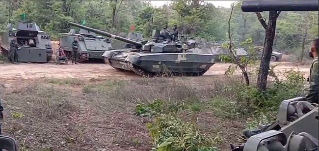 Тайцы публикуют видео с украинскими танками