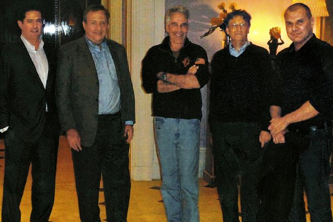 Команда Білла Гейтса спростувала звинувачення у справі Епштейна