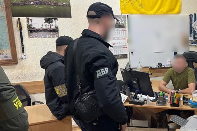 Прикордонники ліквідували масштабну схему незаконного переправлення чоловіків призовного віку через державний кордон (ВІДЕО)