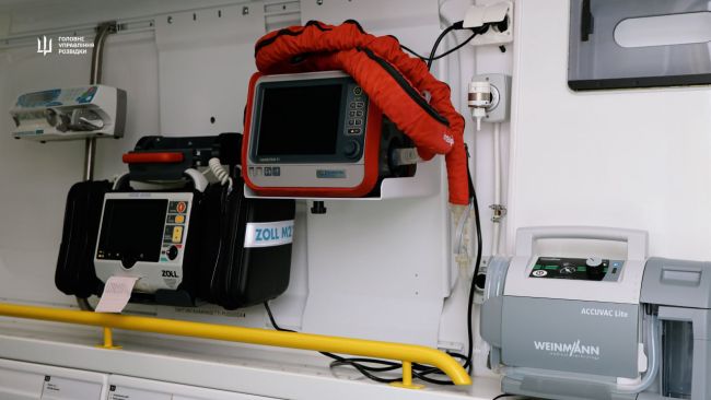 Хор “Гомін” спільно з партнерами оснастив дві медичних евакуаційних машини для потреб ГУР МО України Хор “Гомін” спільно з партнерами оснастив дві медичних евакуаційних машини для потреб ГУР МО України