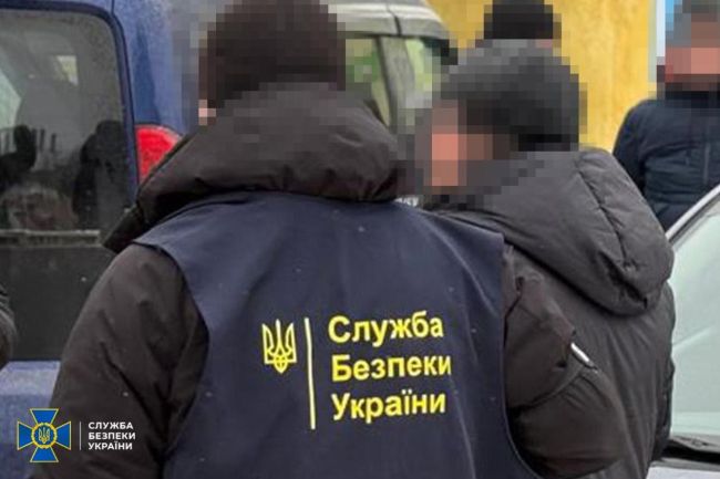 СБУ, ДБР та Нацполіція ліквідували ще 4 «ухилянтські схеми» і затримали організаторів оборудок СБУ, ДБР та Нацполіція ліквідували ще 4 «ухилянтські схеми» і затримали організаторів оборудок