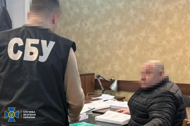 СБУ, ДБР та Нацполіція ліквідували ще 4 «ухилянтські схеми» і затримали організаторів оборудок СБУ, ДБР та Нацполіція ліквідували ще 4 «ухилянтські схеми» і затримали організаторів оборудок