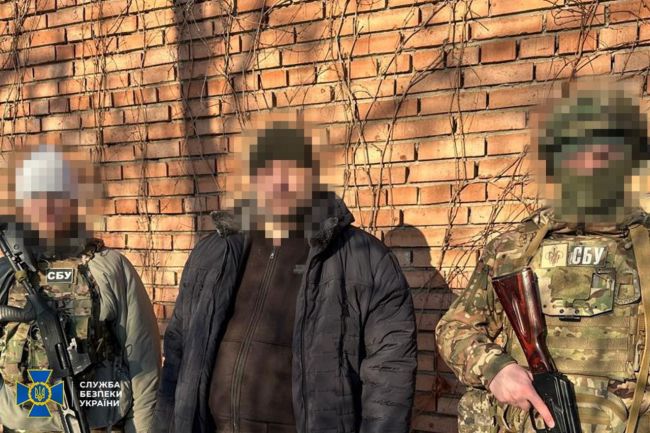 СБУ повідомила про підозру ще 4-м псевдоблогерам, які «зливали» у соцмережі позиції ЗСУ