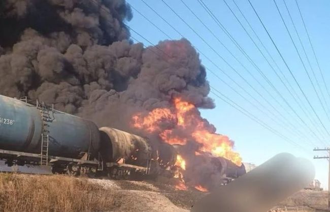 У РОВ проблемы с обеспечением топливом подразделений в Херсонской области после удара СОУ по жд составу с ГСМ и нефтебазе в Крыму - партизаны