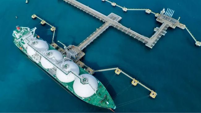 Польська Orlen збільшила імпорт скрапленого газу: які обєми поставок в Україну