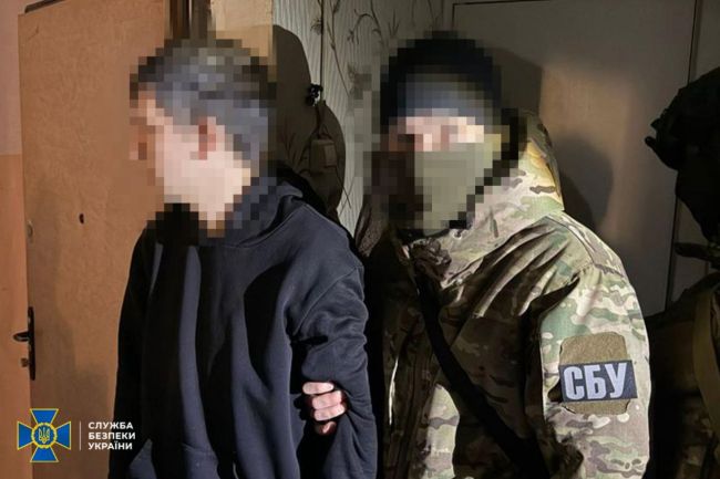 СБУ та Нацполіція нейтралізували злочинне угруповання, яке налагодило міжнародний канал контрабанди кокаїну із Латинської Америки в Україну СБУ та Нацполіція нейтралізували злочинне угруповання, яке налагодило міжнародний канал контрабанди кокаїну із Латинської Америки в Україну