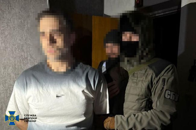 СБУ та Нацполіція нейтралізували злочинне угруповання, яке налагодило міжнародний канал контрабанди кокаїну із Латинської Америки в Україну СБУ та Нацполіція нейтралізували злочинне угруповання, яке налагодило міжнародний канал контрабанди кокаїну із Латинської Америки в Україну