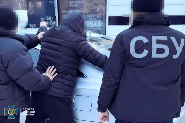 СБУ, ДБР та Нацполіція нейтралізували ще 6 «ухилянтських схем» СБУ, ДБР та Нацполіція нейтралізували ще 6 «ухилянтських схем»