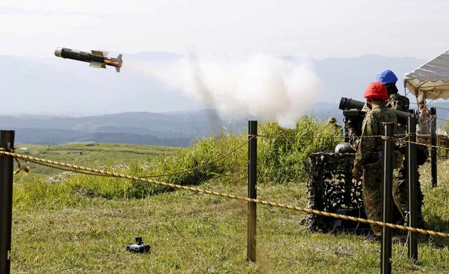 Розкриті технічні характеристики японських протитанкових ракет Type 01 LMAT