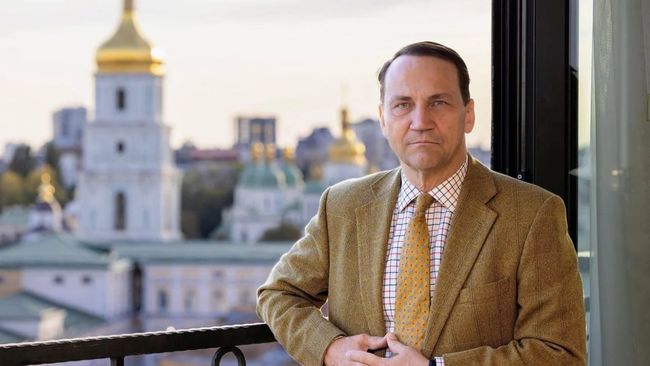 Очільник МЗС Польщі розкритикував ультиматум Угорщини та блокування €90 млрд для України