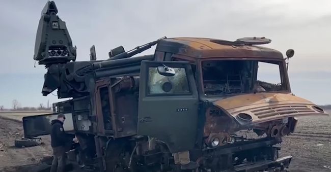 ССО уразили ворожий ЗРК С-400 «Тріумф» та знищили ЗРГК «Панцир С-1» в Криму