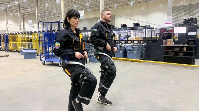 Укрпошта почала тестувати екзоскелети