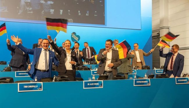 Німецька AFD може допомагати росії у пошуку слабких місць НАТО Німецька AFD може допомагати росії у пошуку слабких місць НАТО