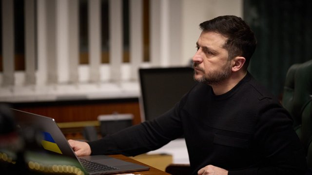 Зеленський розповів, у скільки Україні обійдеться ремонт доріг