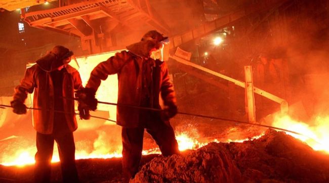 Українські металурги скоротили виробництво
