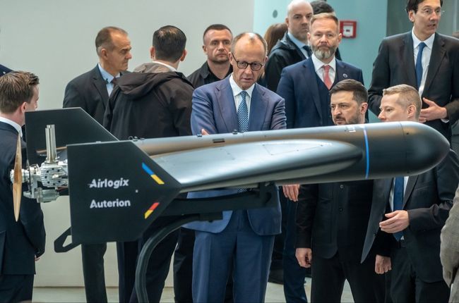 Вот так выглядит дрон для миддлстрайка Анубис. Такой себе мини-шахед Вот так выглядит дрон для миддлстрайка Анубис. Такой себе мини-шахед