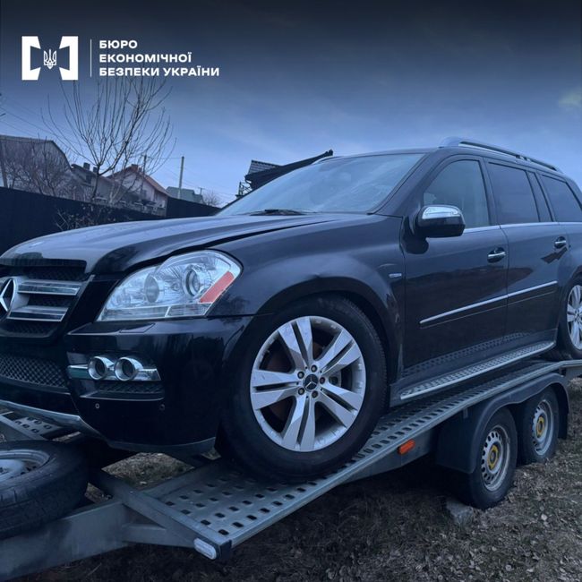 На Волині правоохоронці викрили схему ввезення авто під виглядом гуманітарної допомоги