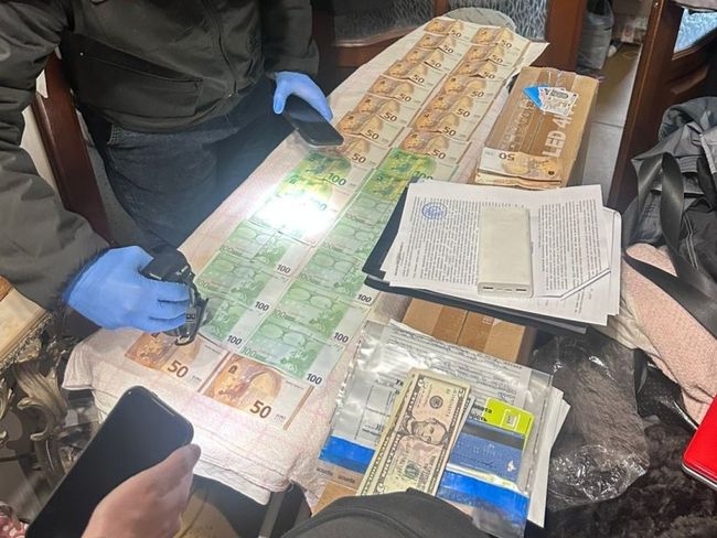 Мільйони на «гуманітарці»: на Одещині прикордонники викрили масштабну схему Мільйони на «гуманітарці»: на Одещині прикордонники викрили масштабну схему