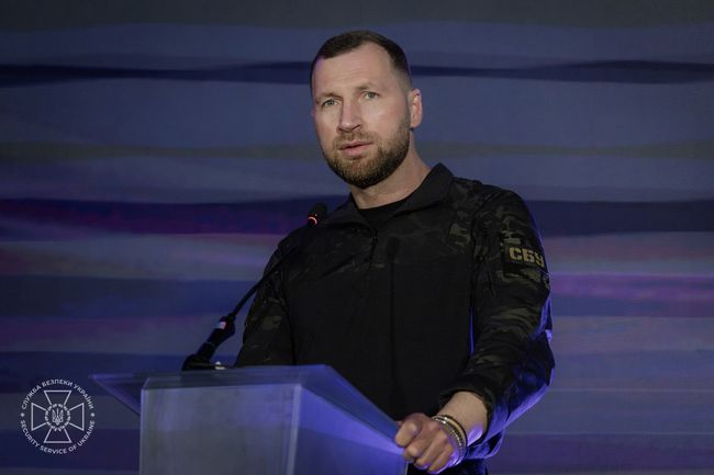 СБУ розслідує понад 80% всіх злочинів, які росіяни вчинили на території України, – очільник СБУ Євгеній Хмара