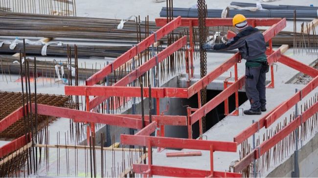 Ділова активність в Україні впала до трирічного мінімуму – опитування ІЕД