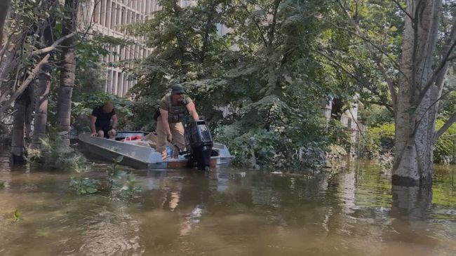 Три роки з дня підриву Каховської ГЕС: як прикордонники рятували людей (ВІДЕО)