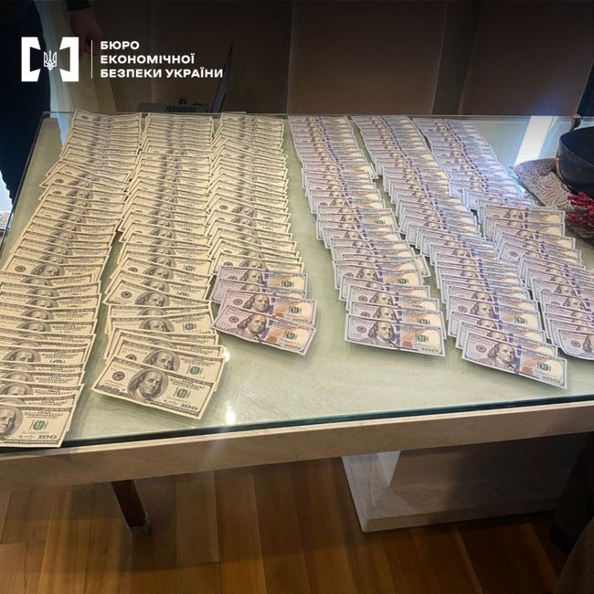 Водійське посвідчення за 400 доларів США: БЕБ завершило розслідування щодо трьох волинян, які підробляли документи