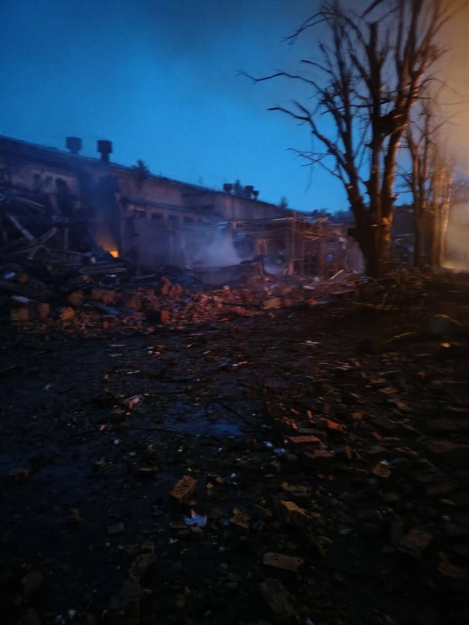 Наслідки нічної атаки на Київ (ФОТО)