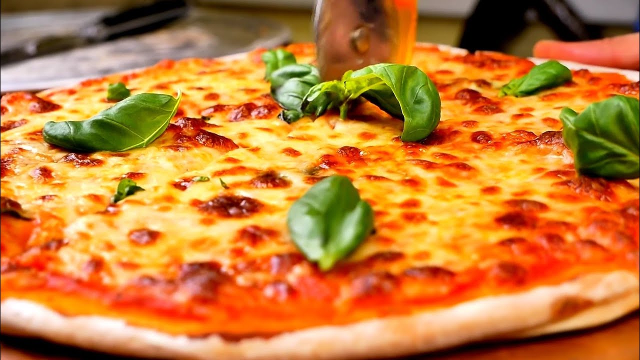Рецепт пиццы без дрожжей: Евгений Клопотенко поделился тонкостями приготовления простого вкусного теста