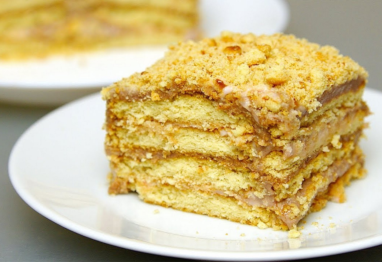 Ленивый торт без выпечки: рецепт спасает, когда мало времени, а десерт все ровно нужно приготовить 