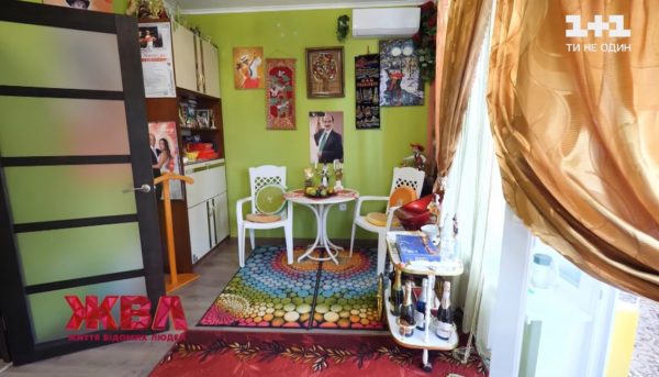 90-летний Григорий Чапкис показал свои роскошные апартаменты в центре Киева: вот как на него повелась молодая жена