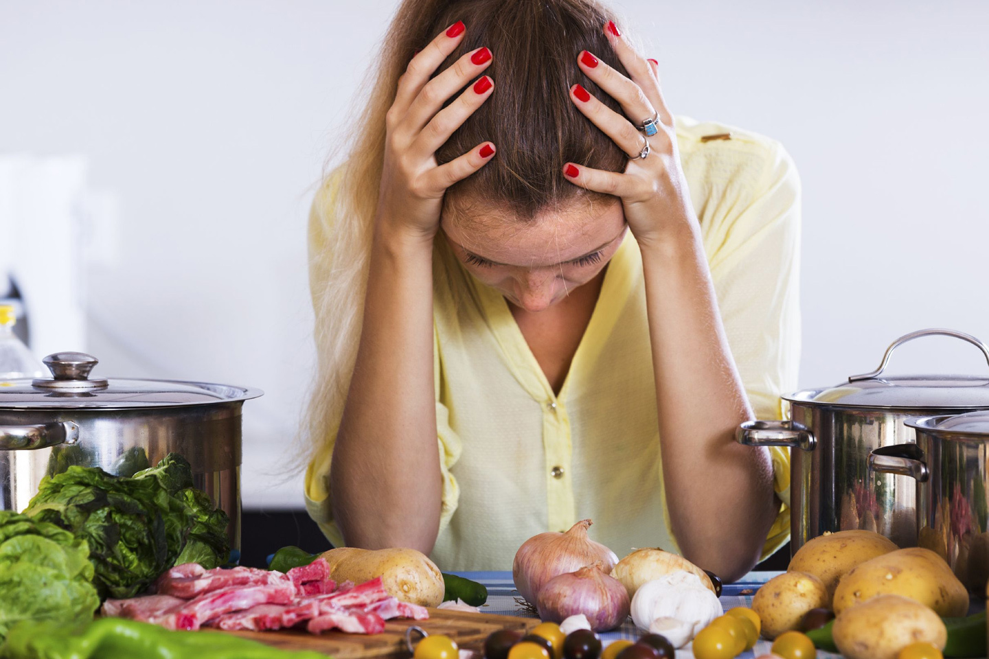 Диета при мигрени: продукты которые вызывают головную и боль и которые уменьшают ее