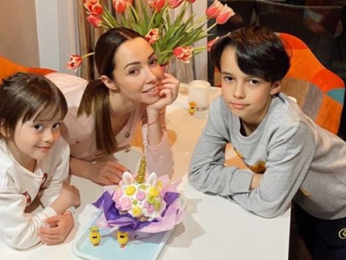 Екатерина Кухар и Александр Стоянов трогательно поздравили дочку с днем рождения