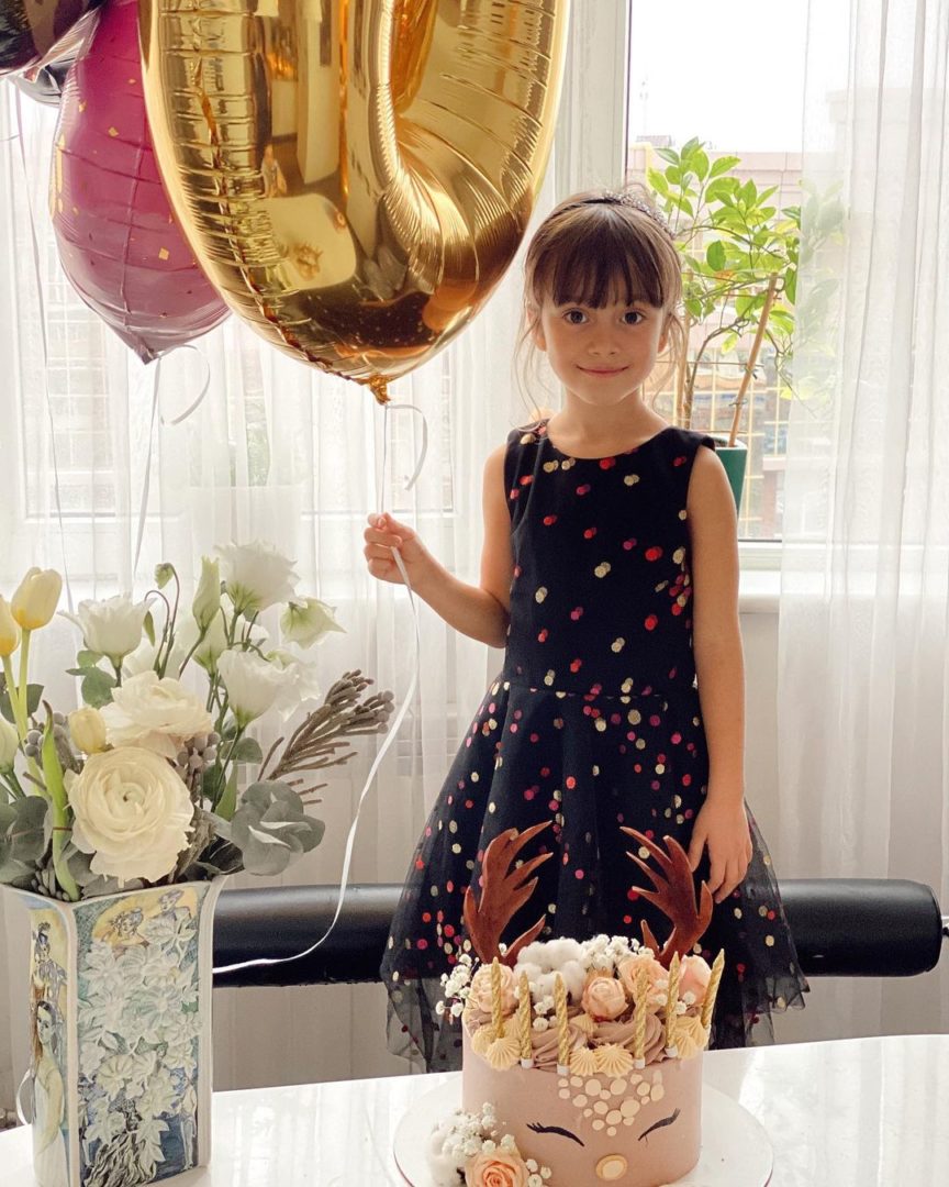 Екатерина Кухар и Александр Стоянов трогательно поздравили дочку с днем рождения