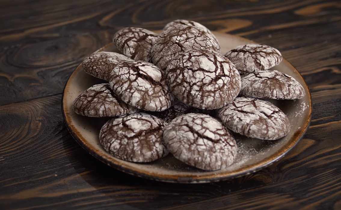 Мраморное печенье от Лизы Глинской: шоколадное, с красивой корочкой и готовится быстро