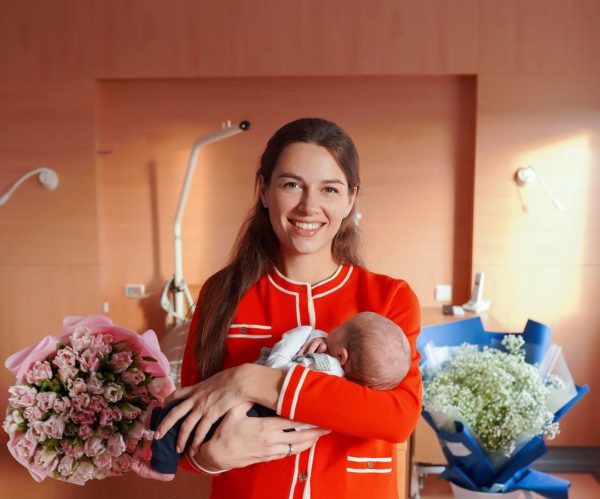 Многодетная мама Кристина Решетник пожаловалась, что не осталось времени на себя и соцсети