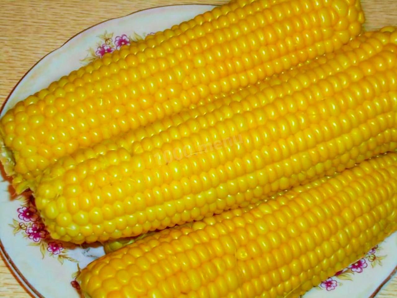 Как варить кукурузу и сколько времени: просто и пошагово