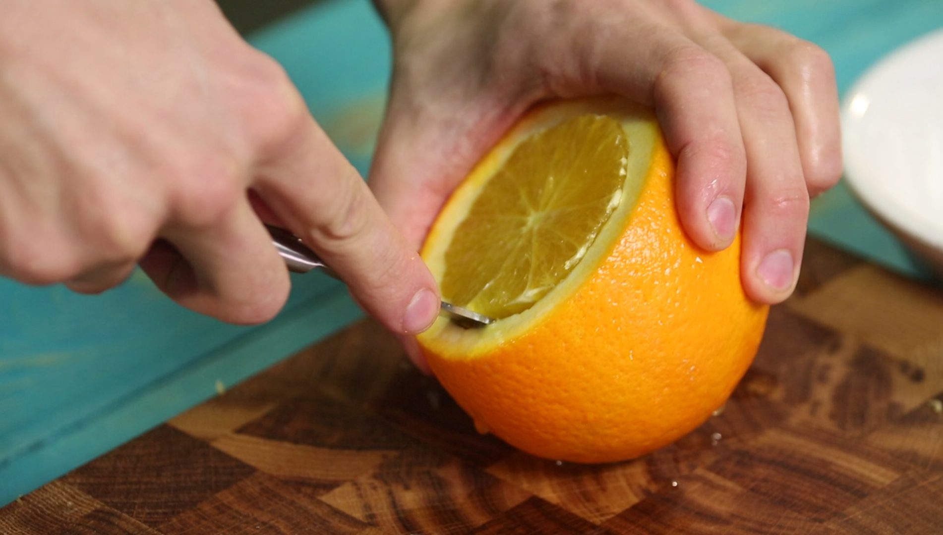 Лайфхак: Не выбрасывайте апельсиновую корку – есть удивительное ее применение!