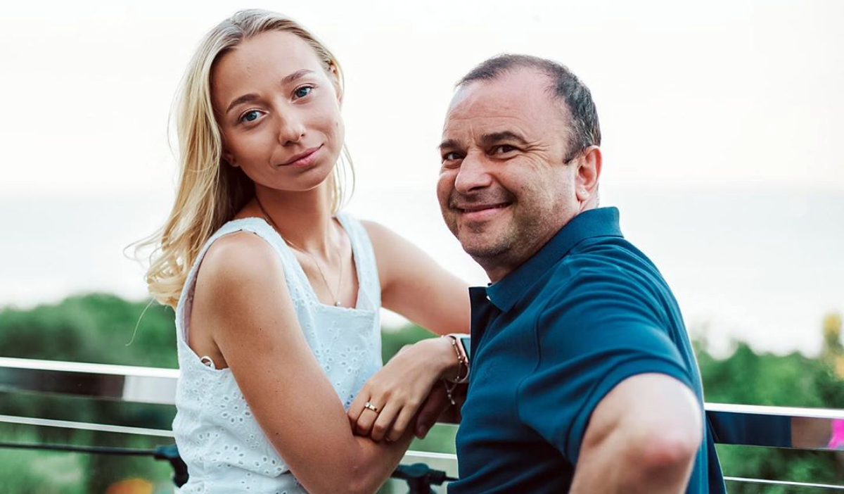 Жена Виктора Павлика рассказала, почему хочет лечь под нож пластического хирурга: все для любимого мужа