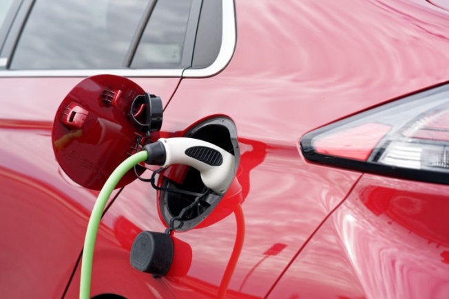 Эксперты считают, что cтанции быстрой зарядки электромобилей будут приносить больше прибыли, чем заправки