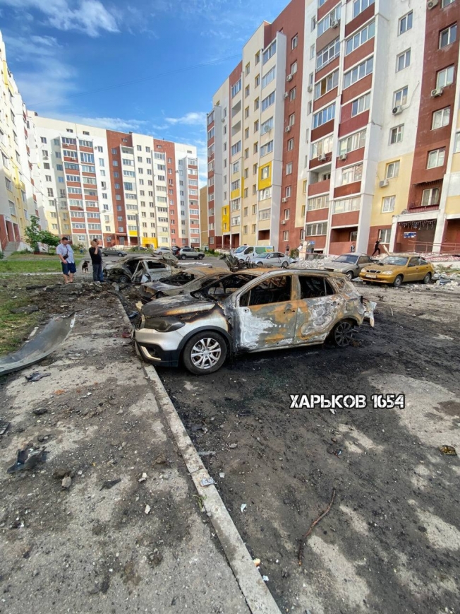 Фото последствий рашистского прилёта по Салтовке