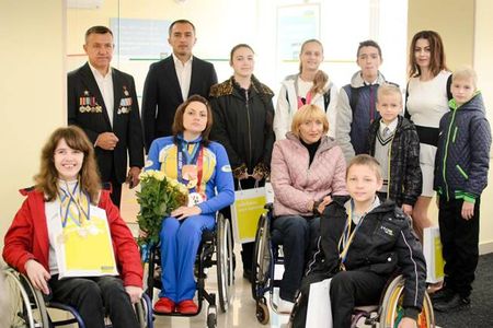 7 жовтня відкрилось перше в Харкові та області і вже восьме в системі Ощадбанку інклюзивне відділення, адаптоване для обслуговування людей з інвалідністю. 