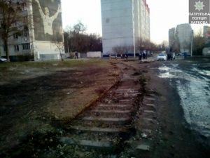В центре Харькова незаконно демонтировали рельсы (фото)