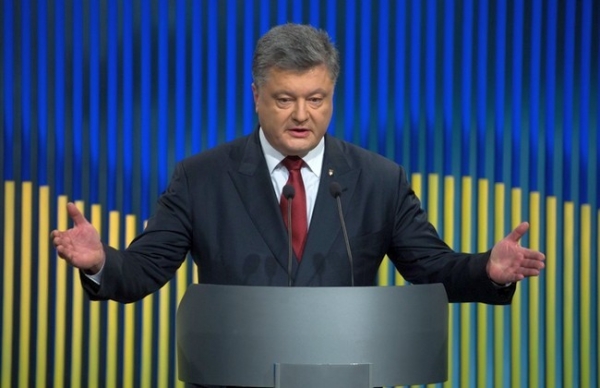 Правозащитник из Харьковской области подал иск против Петра Порошенко