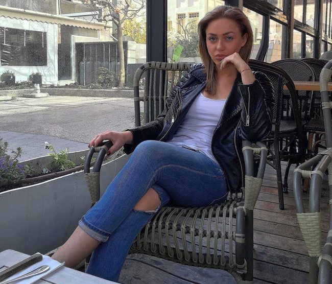 Претендентка на Мисс Украина Надежда Гавура в очередной раз поймана пьяной за рулем (фото, видео)