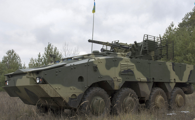 В Харькове презентовали  новый БТР-4МВ1 по стандартам НАТО (фото, видео)