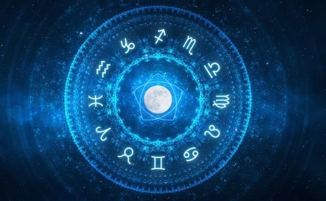 Каким знакам зодиака повезет в 2018 году, - харьковский астролог 